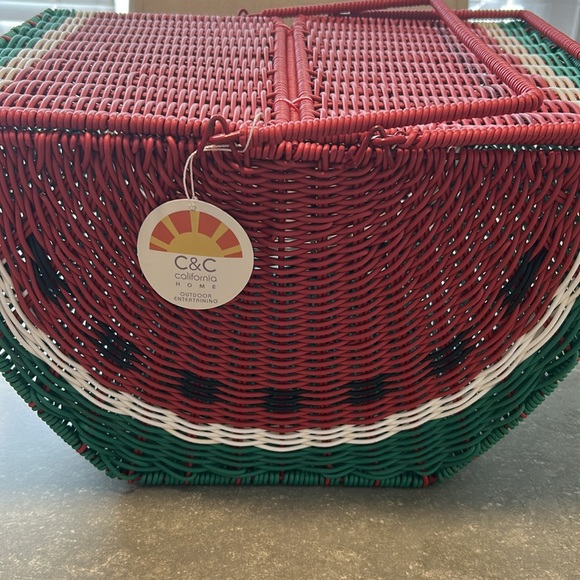C&C California Home Wicker Watermelon Picnic Basket Double Flap Lids/Handles NWT - Picture 5 of 5